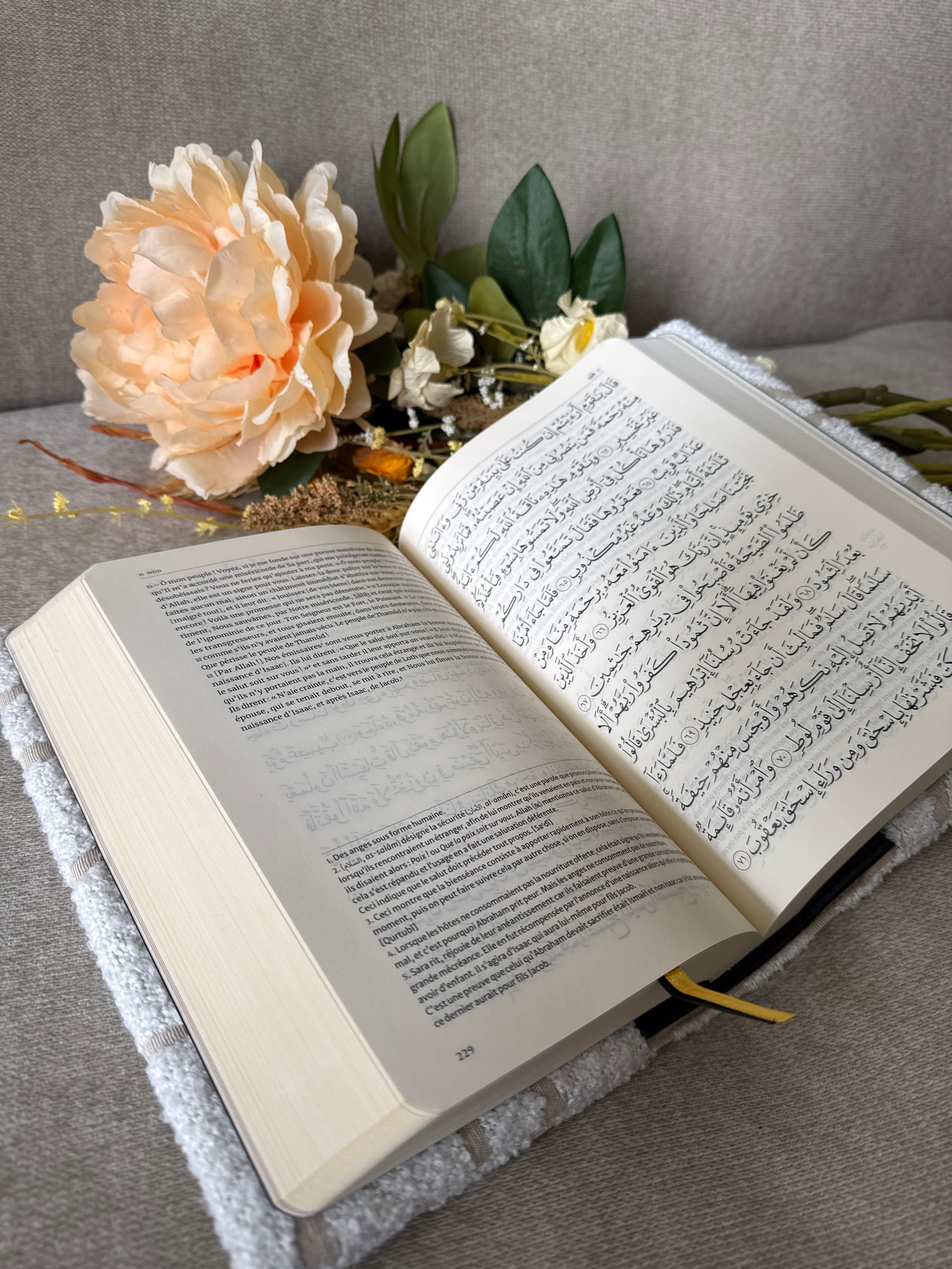 Reflet de Pureté – Protège Coran Luxe - Tawbah français arabe