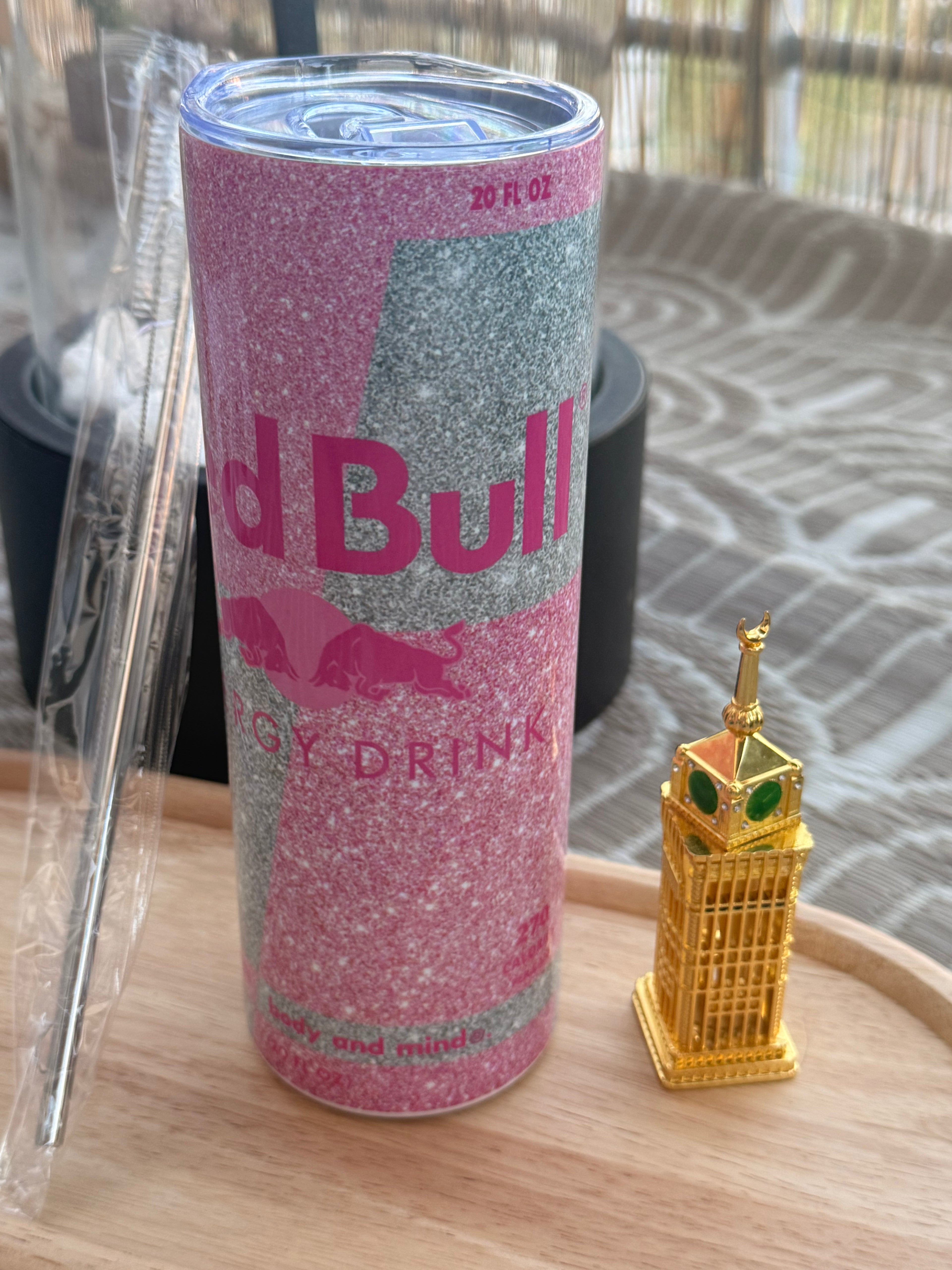 Tumbler red bull