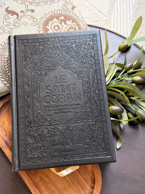 Coran Full  color – Couverture Rigide avec Transcription Phonétique et Traduction Française